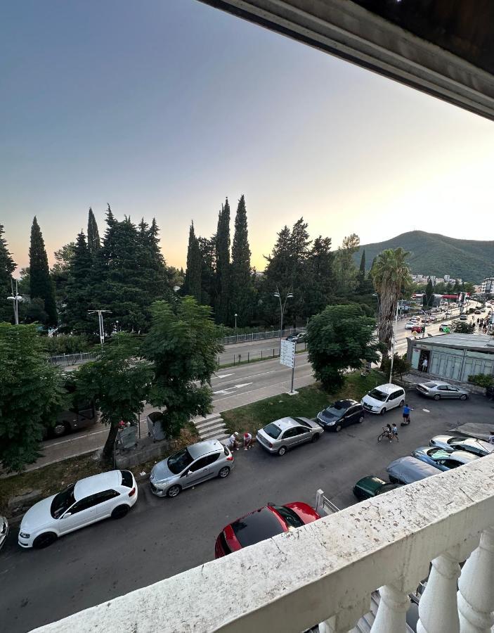X Boulevard Apartment Budva